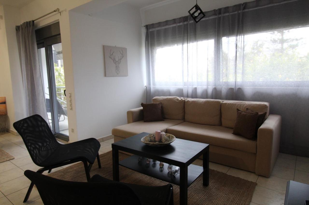 Lovely 2-Bedroom Apartment Athens Exterior photo